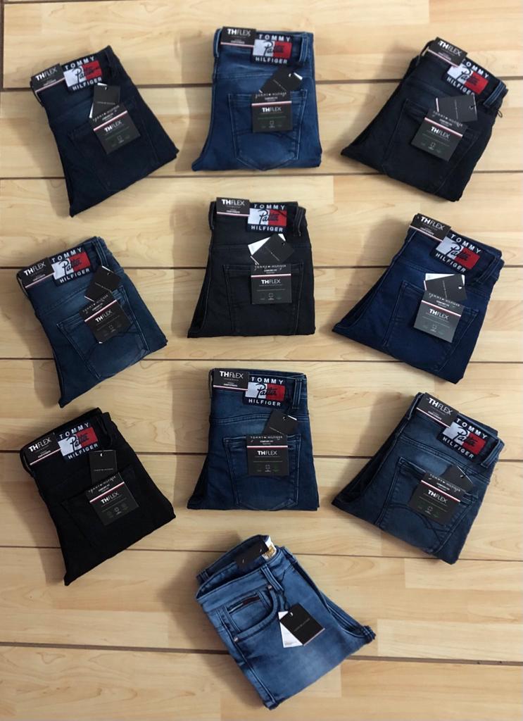 TOMMY HILFIGER JEANS -70 PCS