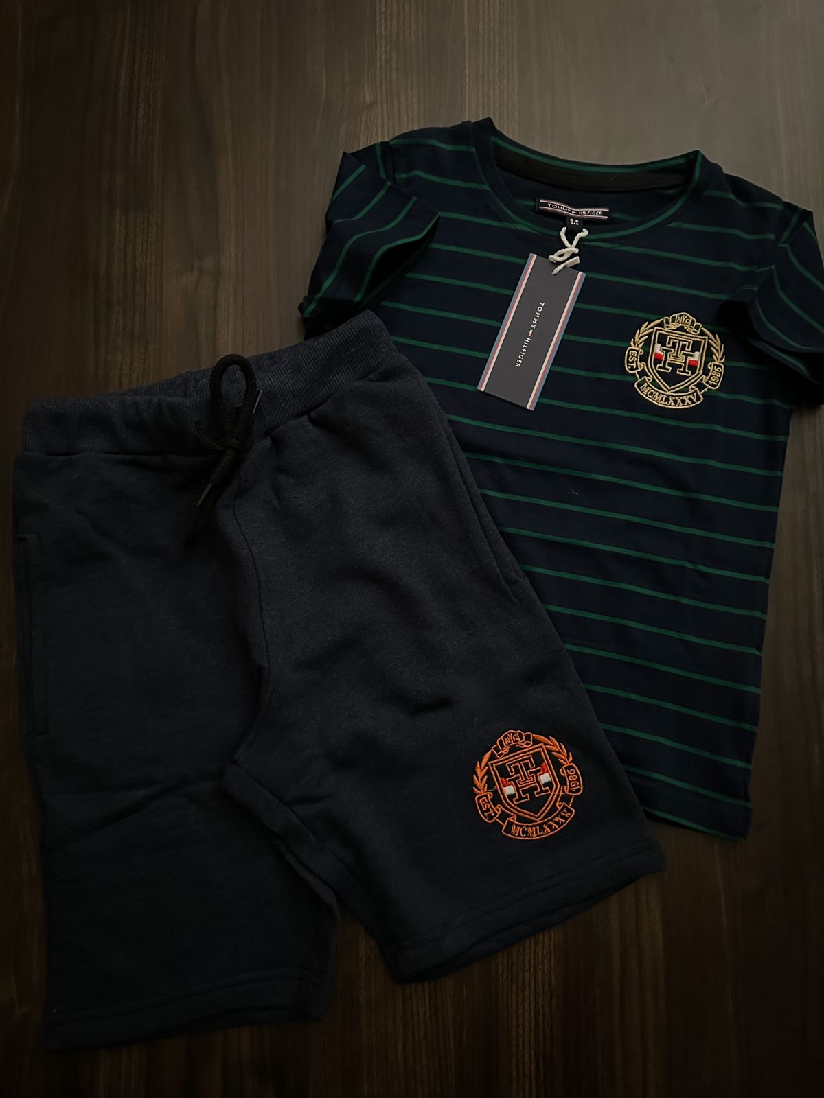 TOMMY HILFIGER KIDS TOP AND BOTTAM-54PCS