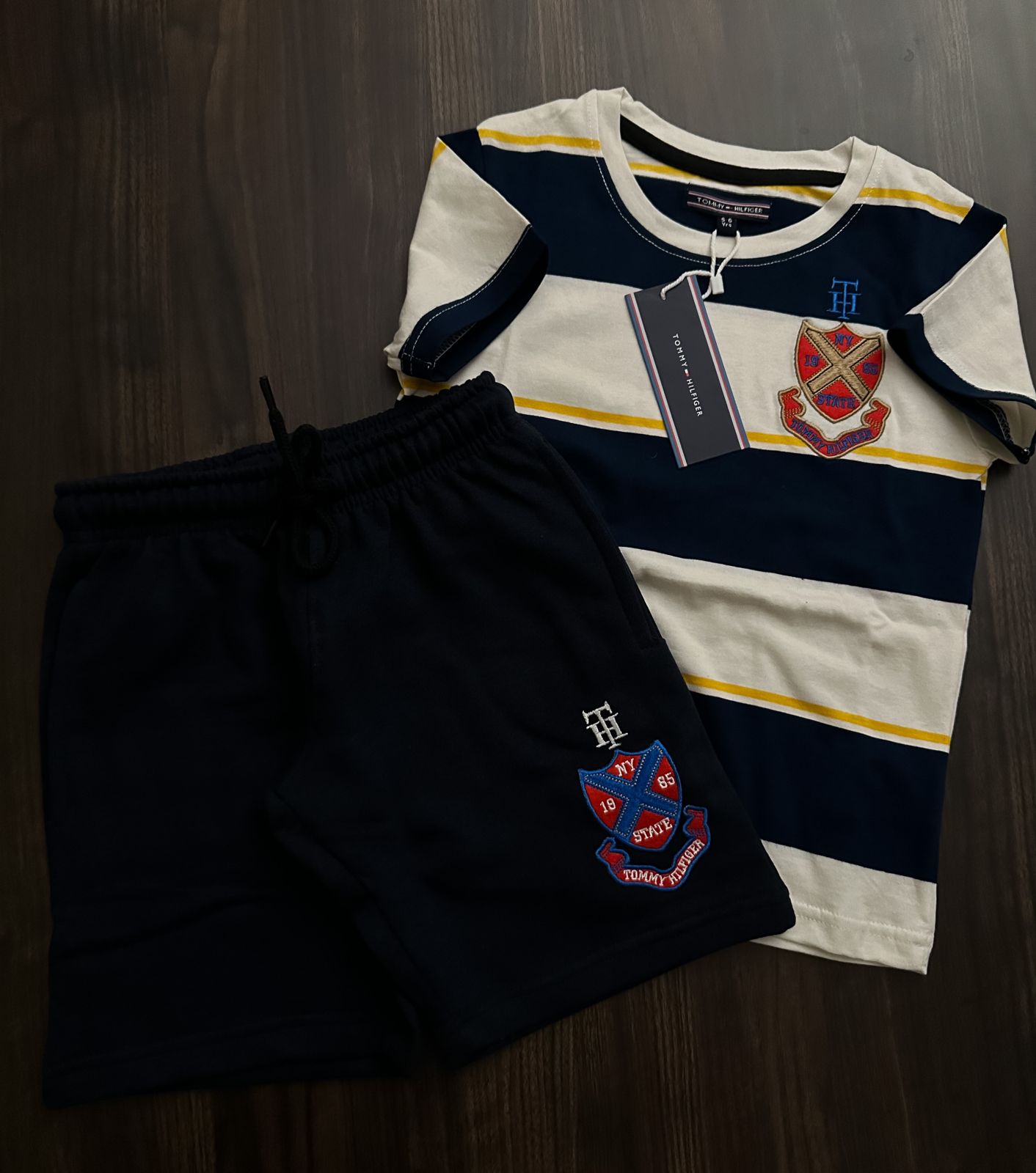 TOMMY HILFIGER KIDS TOP AND BOTTAM-54PCS