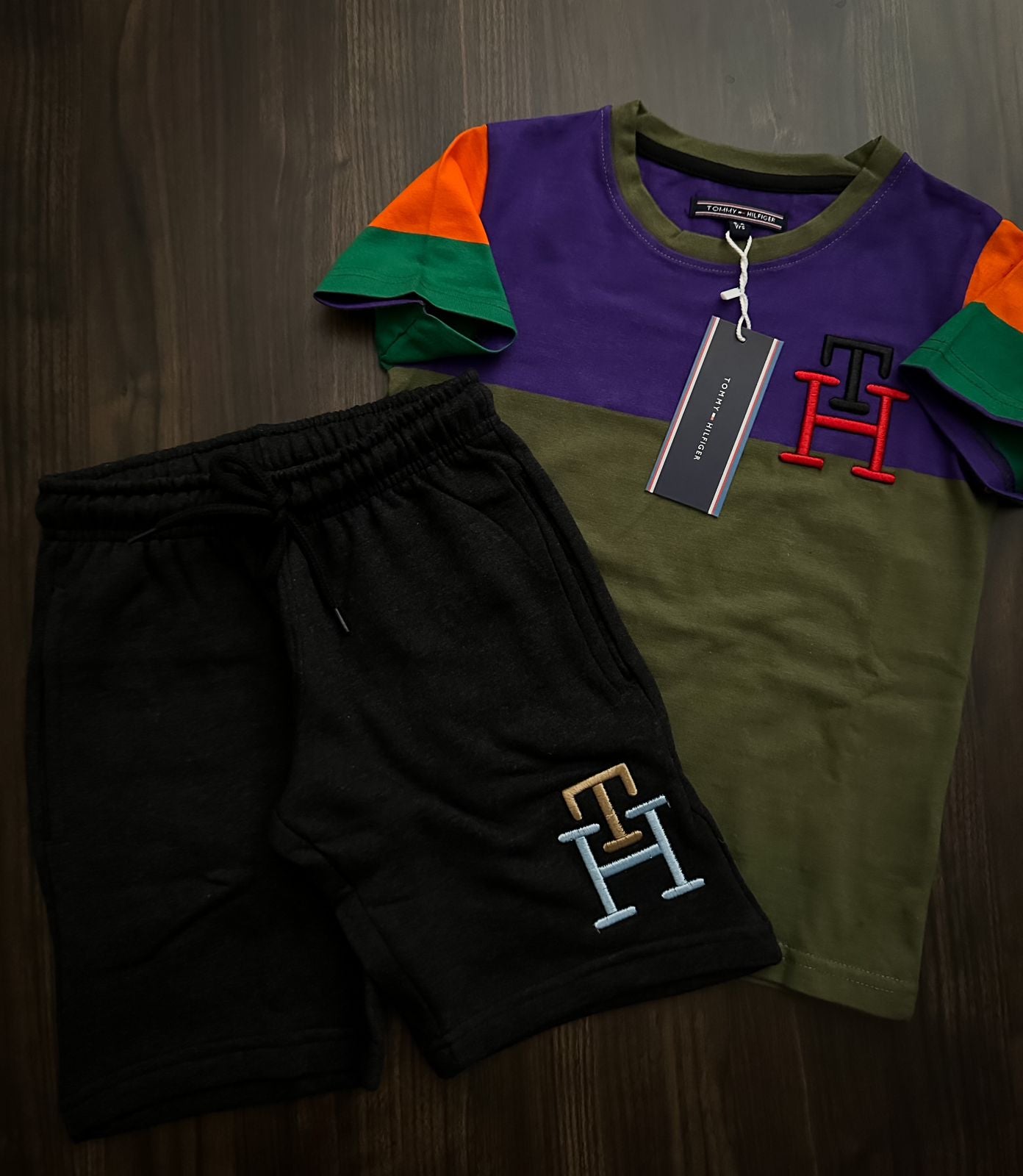 TOMMY HILFIGER KIDS TOP AND BOTTAM-54PCS