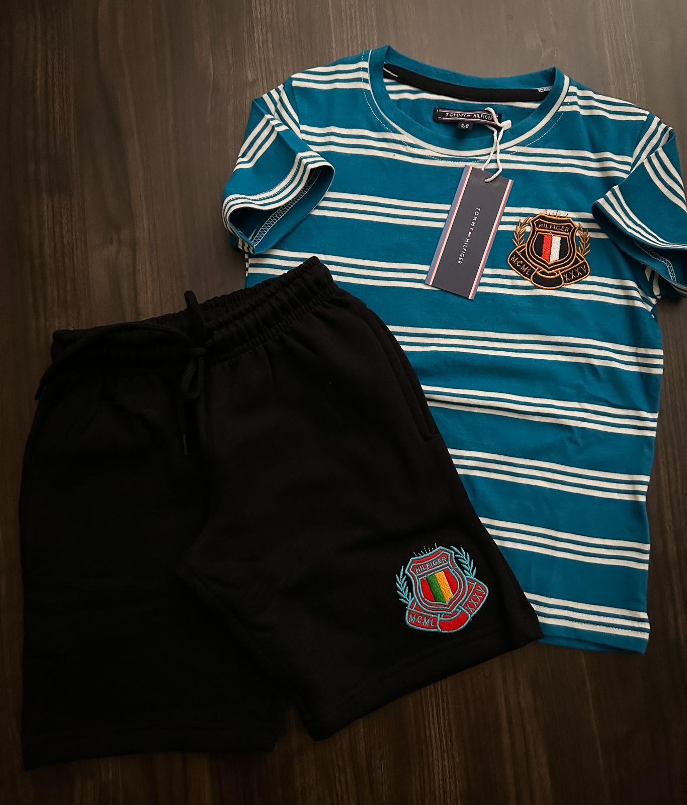 TOMMY HILFIGER KIDS TOP AND BOTTAM-54PCS