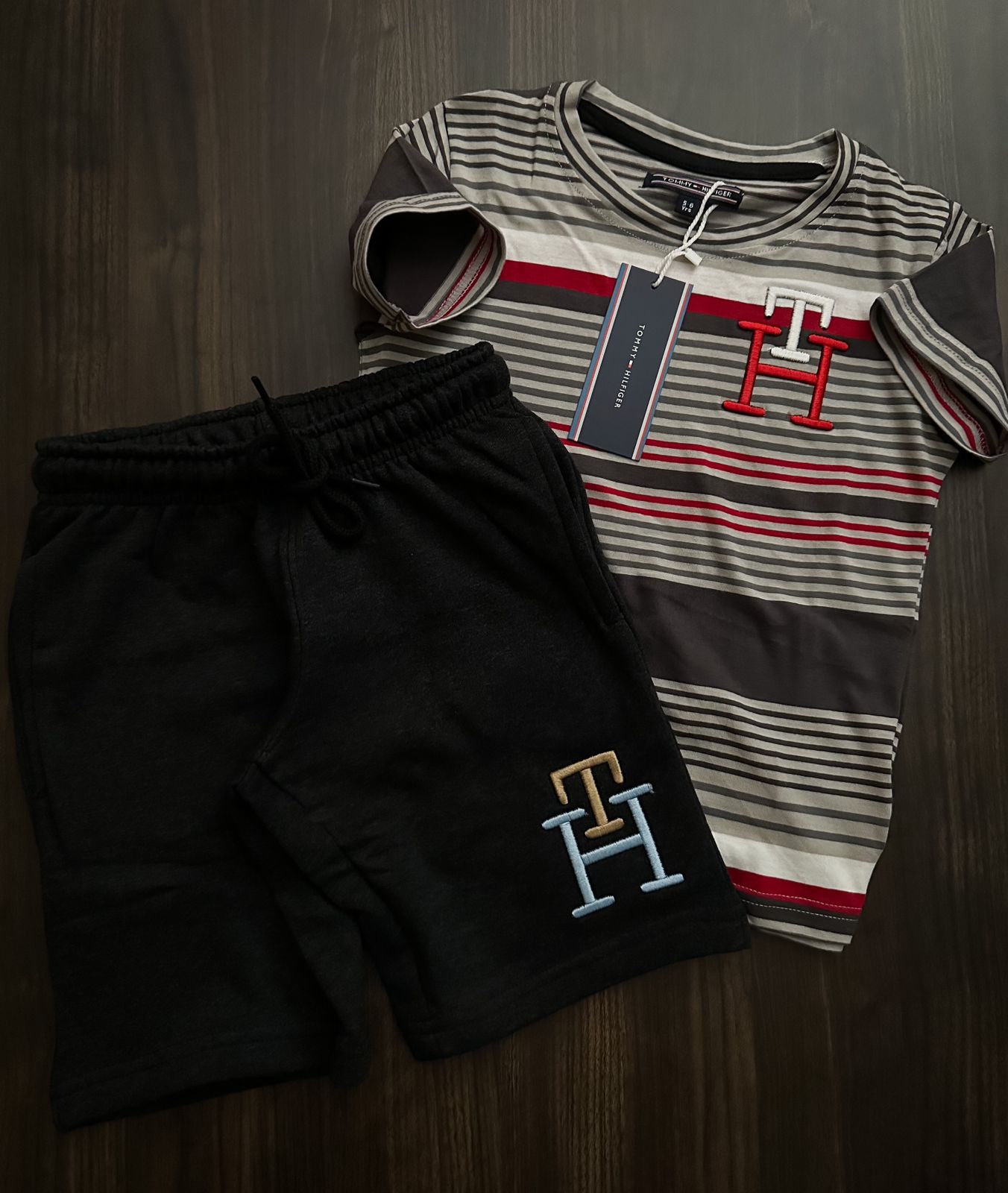 TOMMY HILFIGER KIDS TOP AND BOTTAM-54PCS