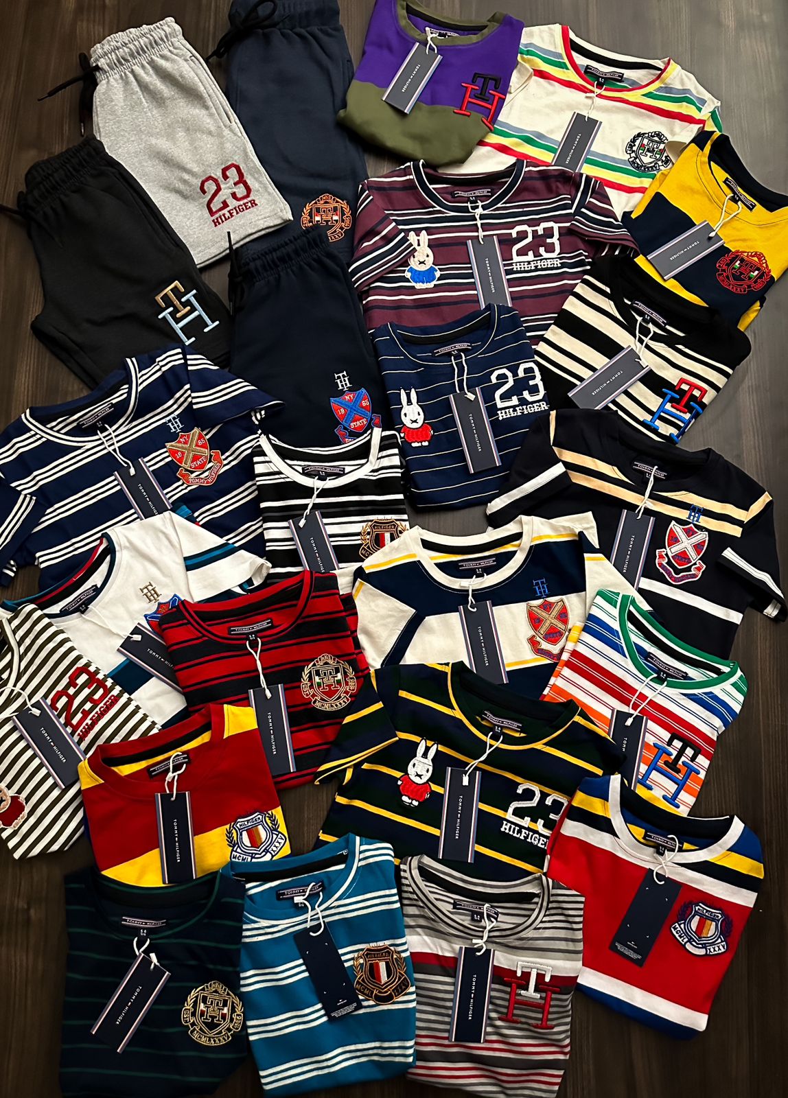 TOMMY HILFIGER KIDS TOP AND BOTTAM-54PCS