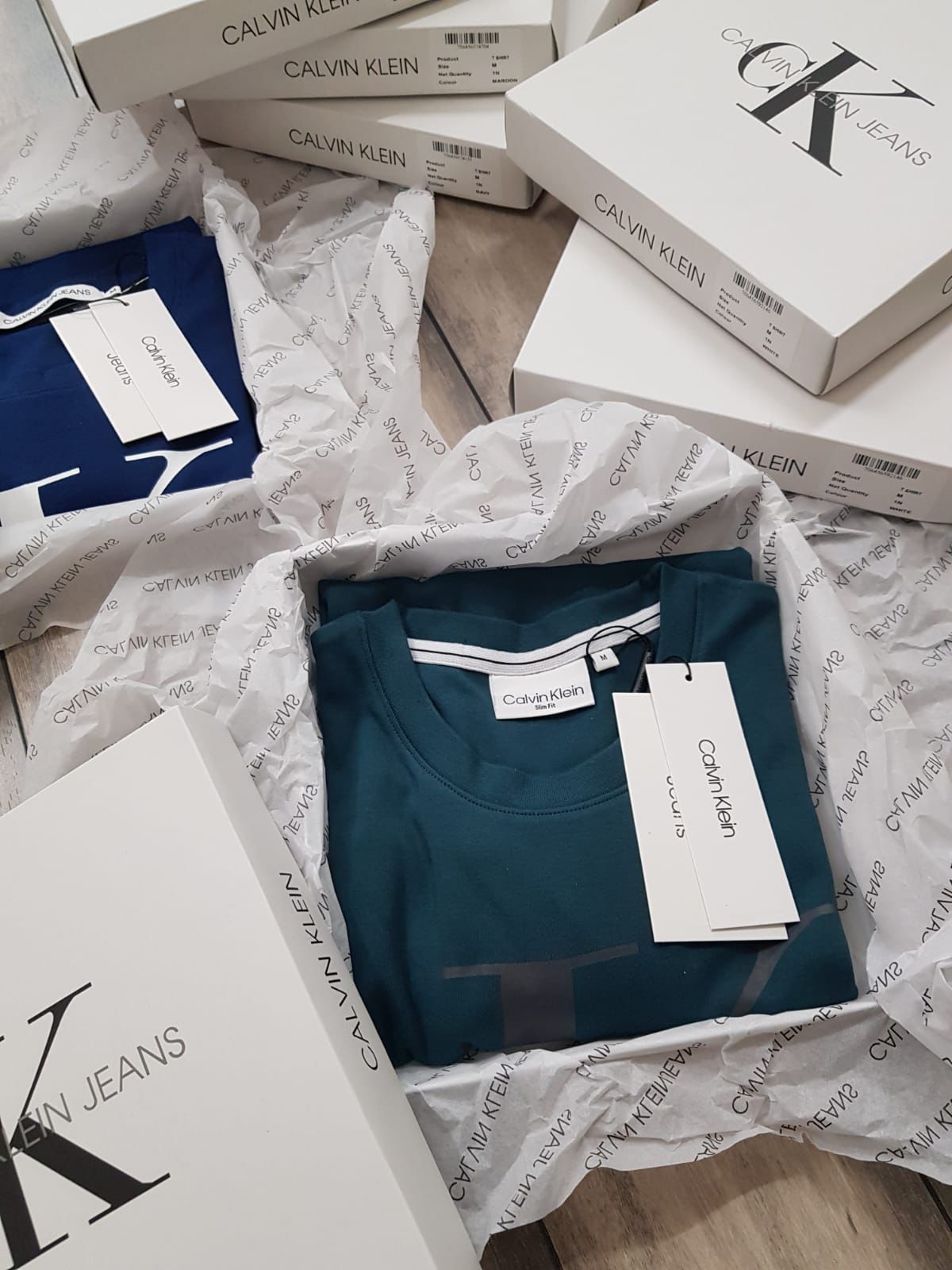 CALVIN KLEIN ROUND NACK T-SHIRT-60PCS