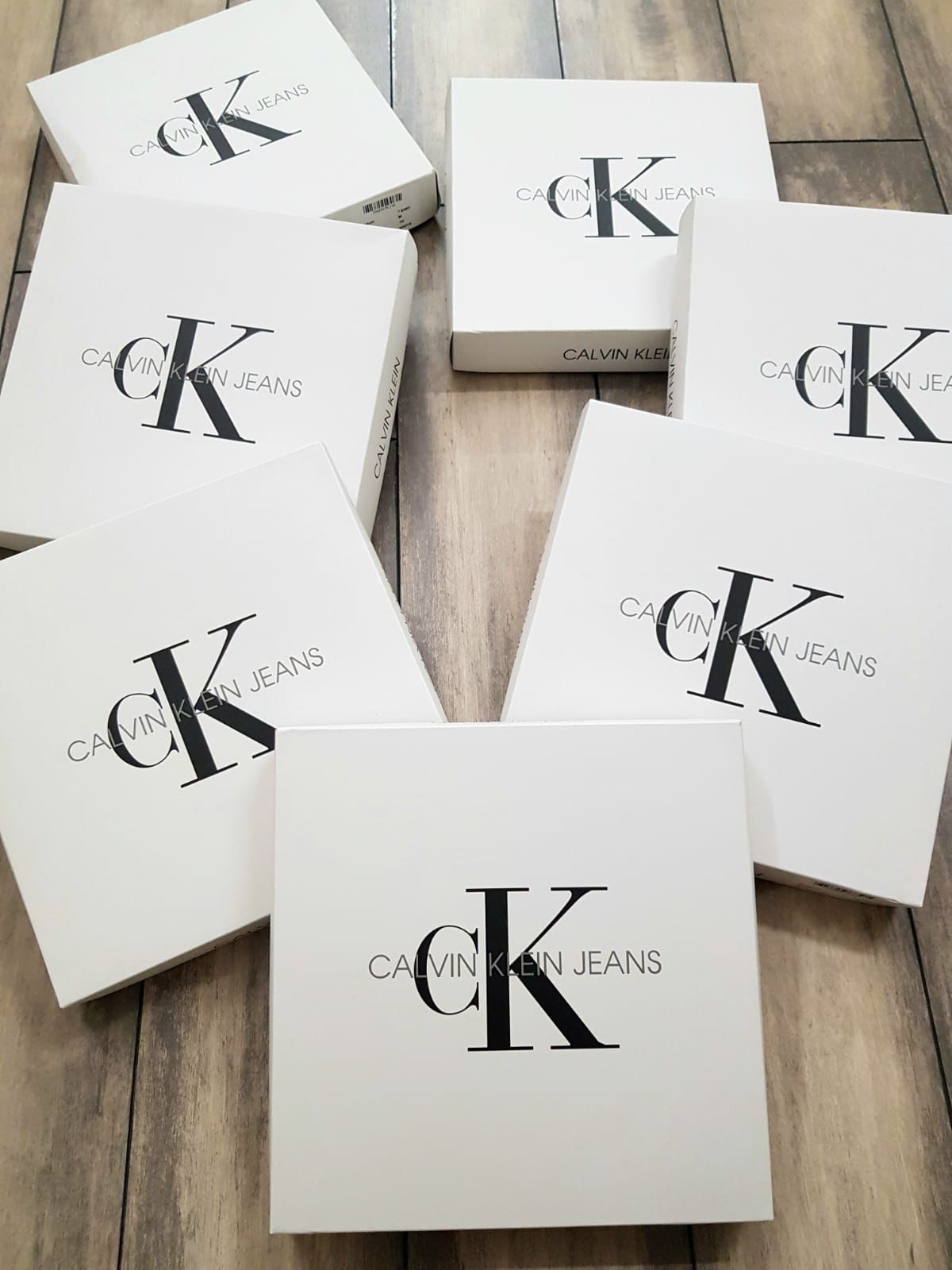 CALVIN KLEIN ROUND NACK T-SHIRT-60PCS