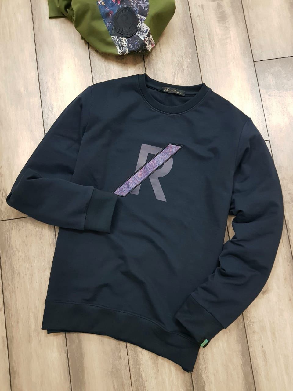 RARE REBIT WINTER SWEATSHIRT-34PCS