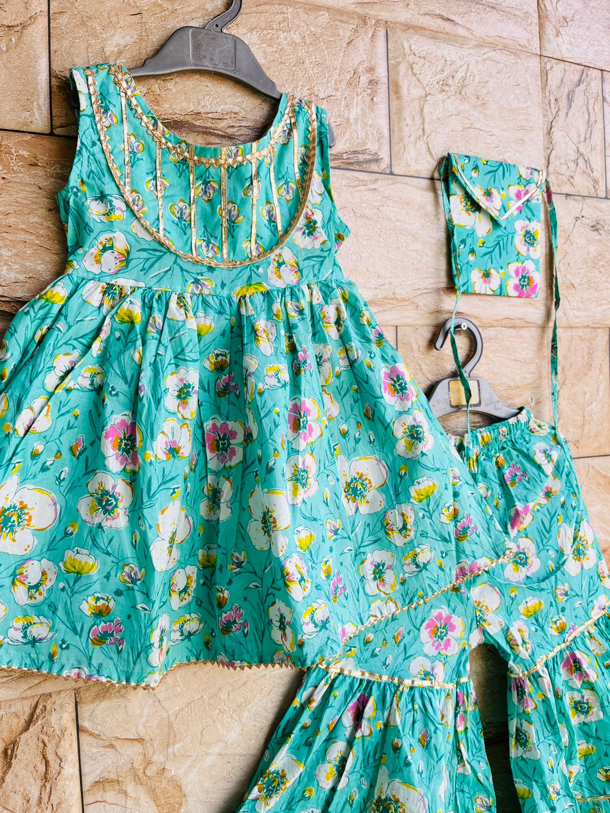 GIRLS ETHANIC SUIT -36SET