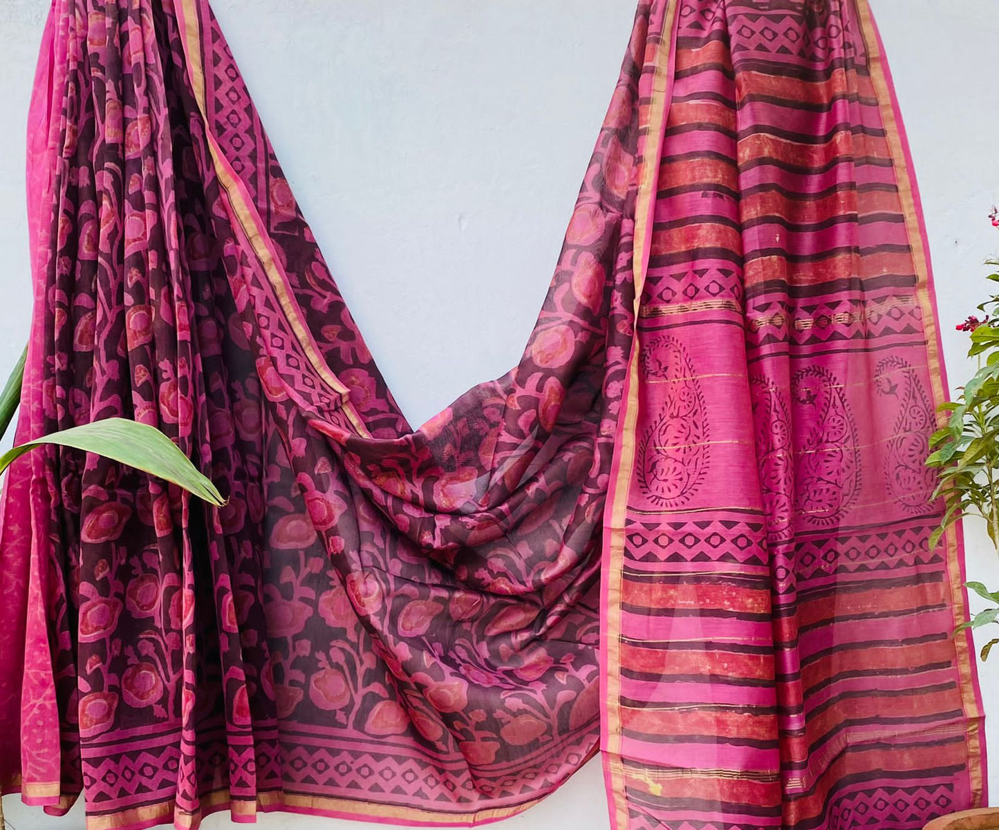CHANDERI SAREE WITH AJRAKH AND BAGRU PRINT-24PCS