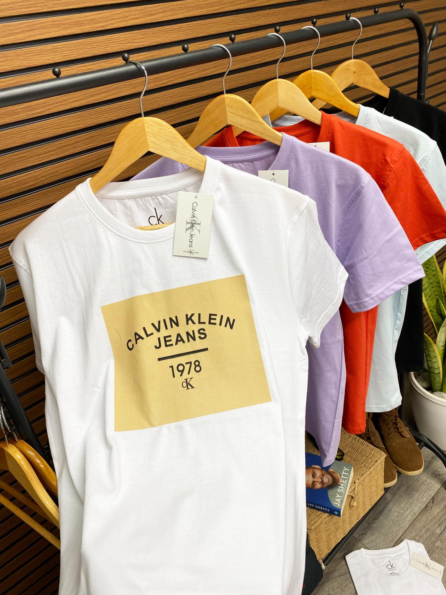 CK ROUND NACK TSHIRT-37PCS