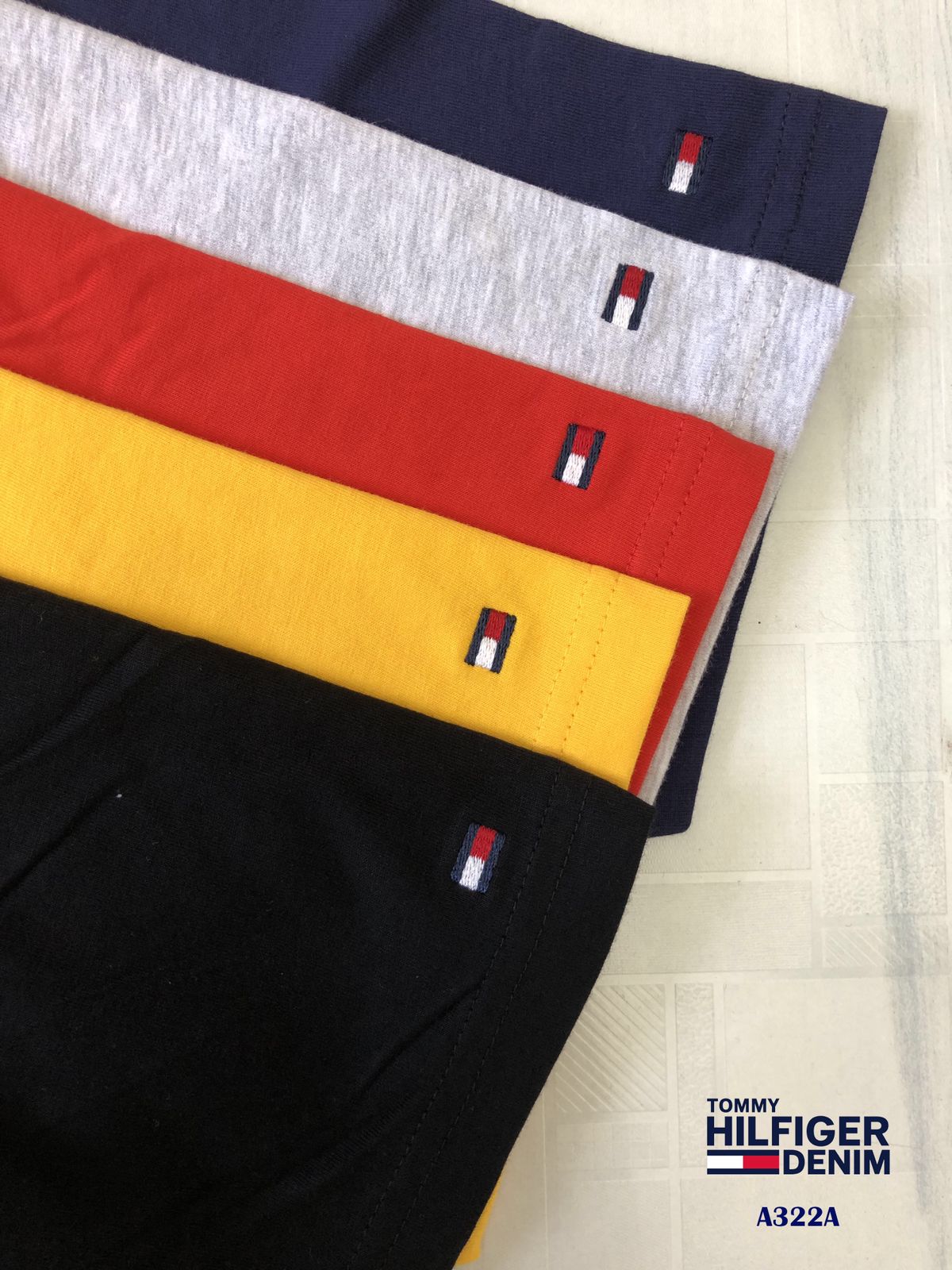TOMMY HILFIGURE ROUND NACK TSHIRT -48PCS