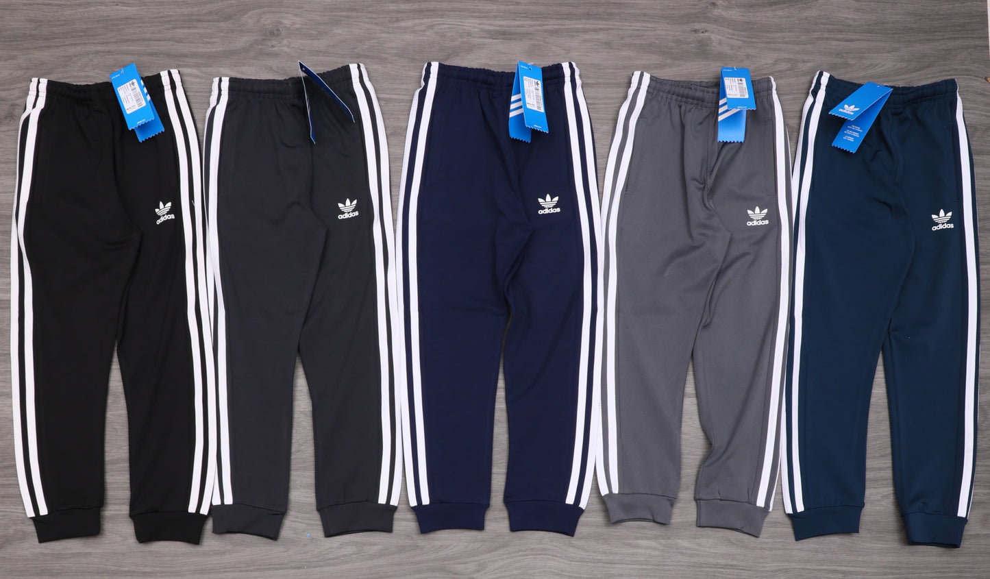 ADIDAS BOYS AND GIRLS UNISEX TRACKSUIT-52 PCS