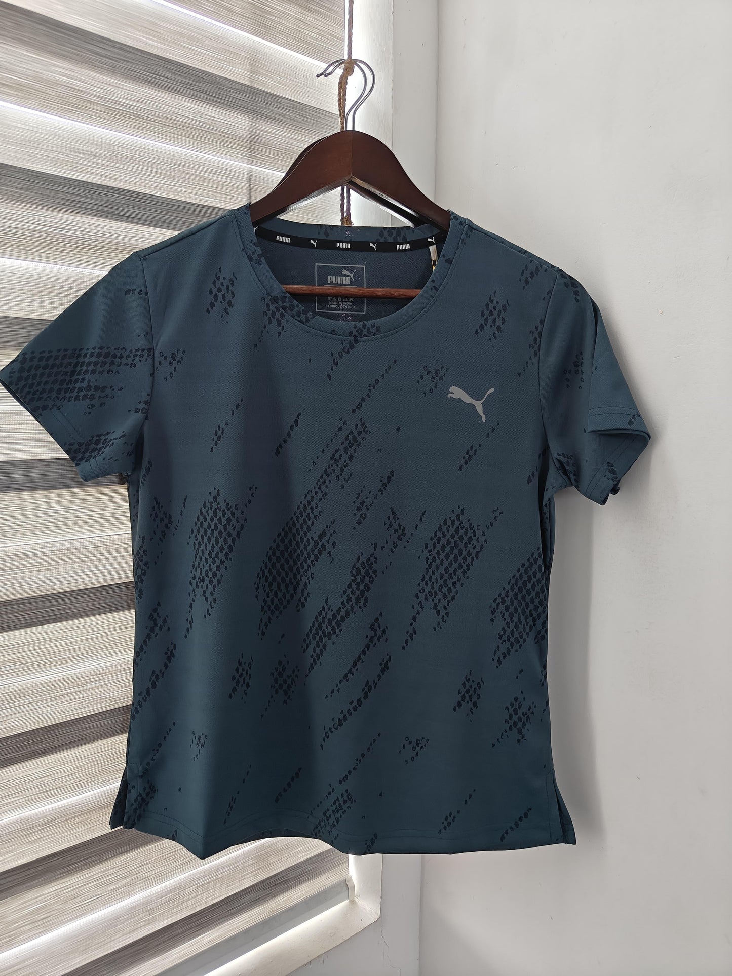 WOMENS PUMA FORWAY LAYCRA GYMWEAR TSHIRT-68
