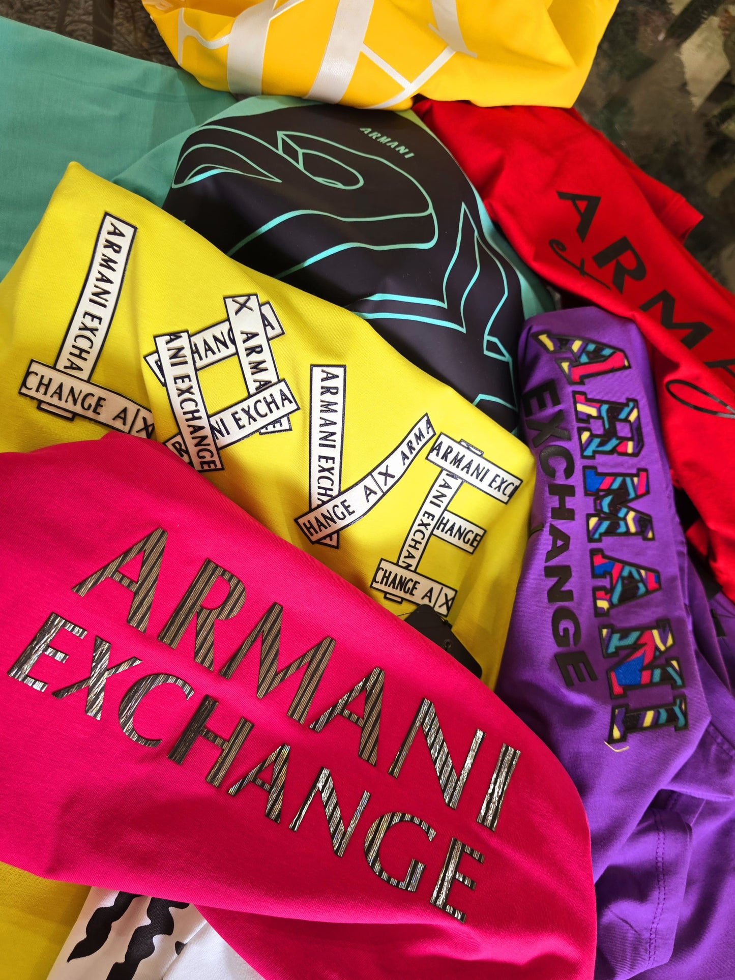 WOMENS ARAMANI EX.OVERSIZE TSHIRT-66PCS