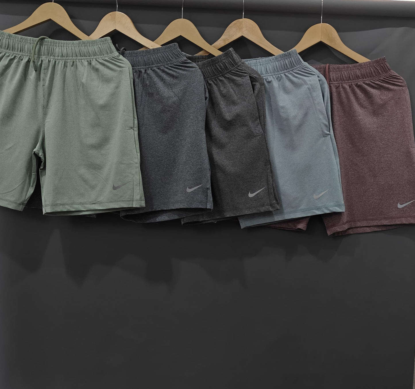 NIKE GYMWEAR CO-ORD SET-48 SET