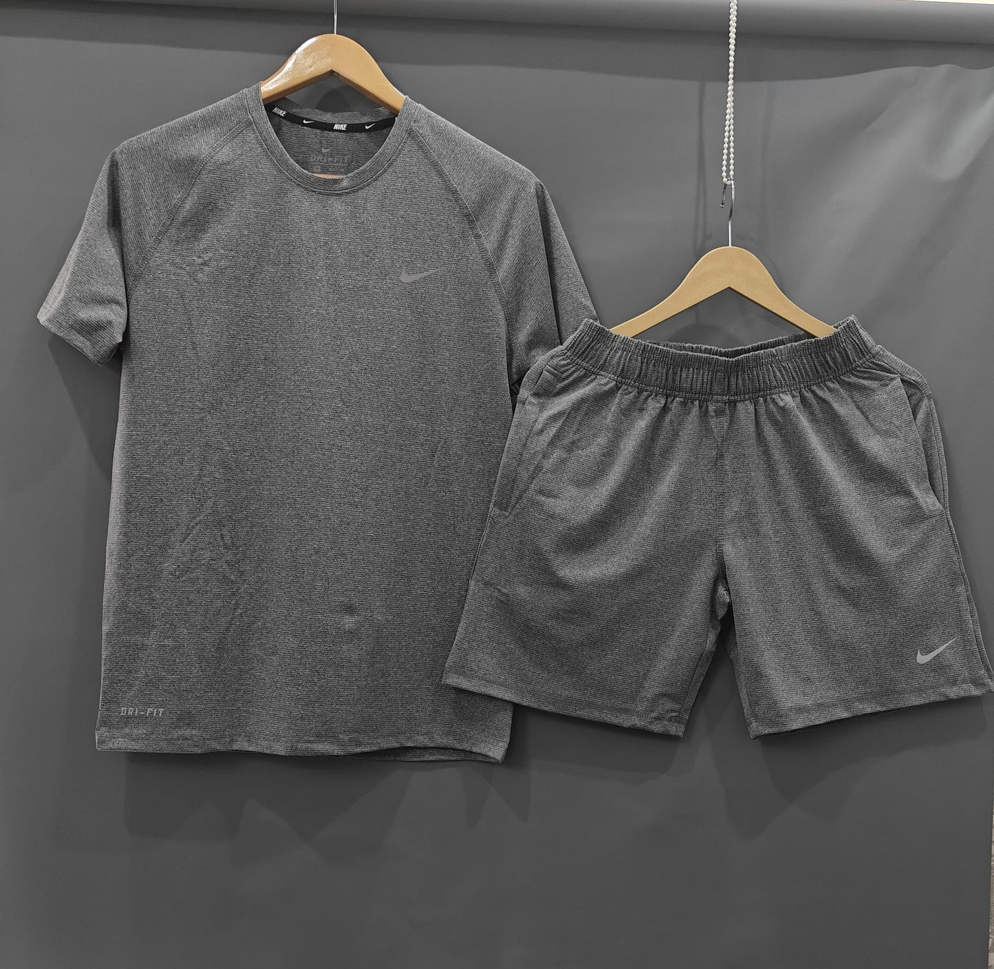 NIKE GYMWEAR CO-ORD SET-48 SET