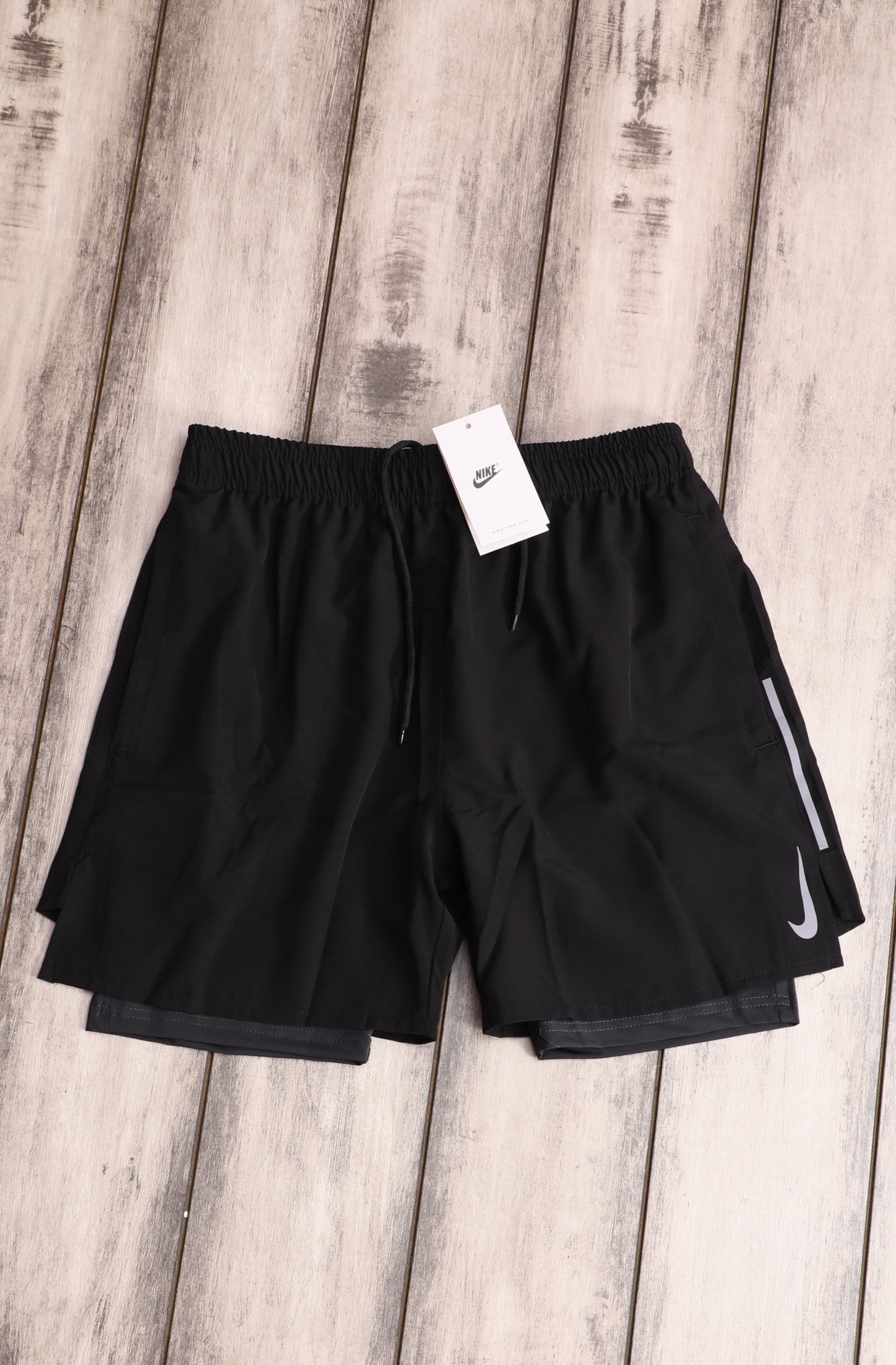NIKE SKINNY SHORTS WITH TIGHTS -72