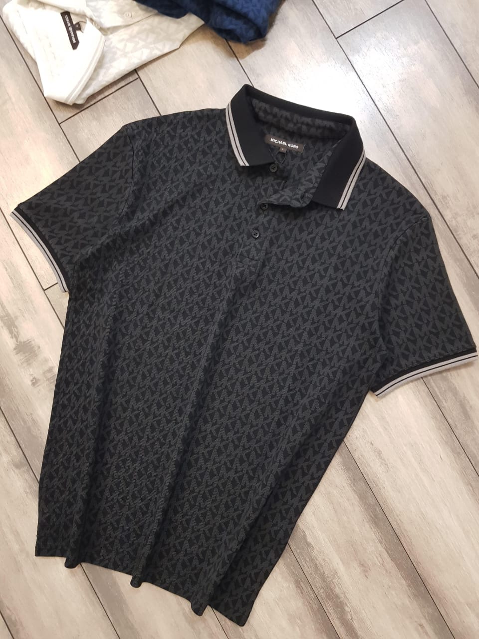 MICHAEL KORS INTERLOCK FEBRICK POLO -52PCS