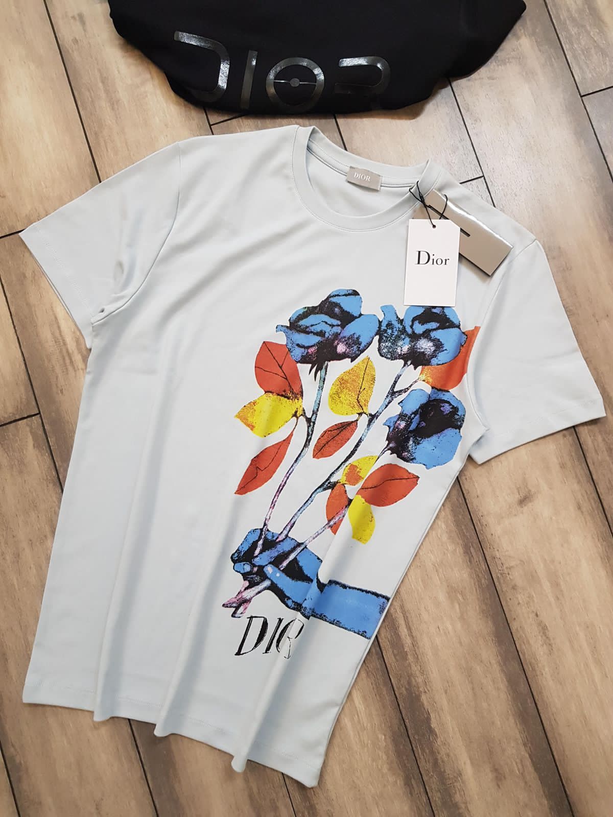 DIOR ROUND NACK TSHIRT -68 PCS