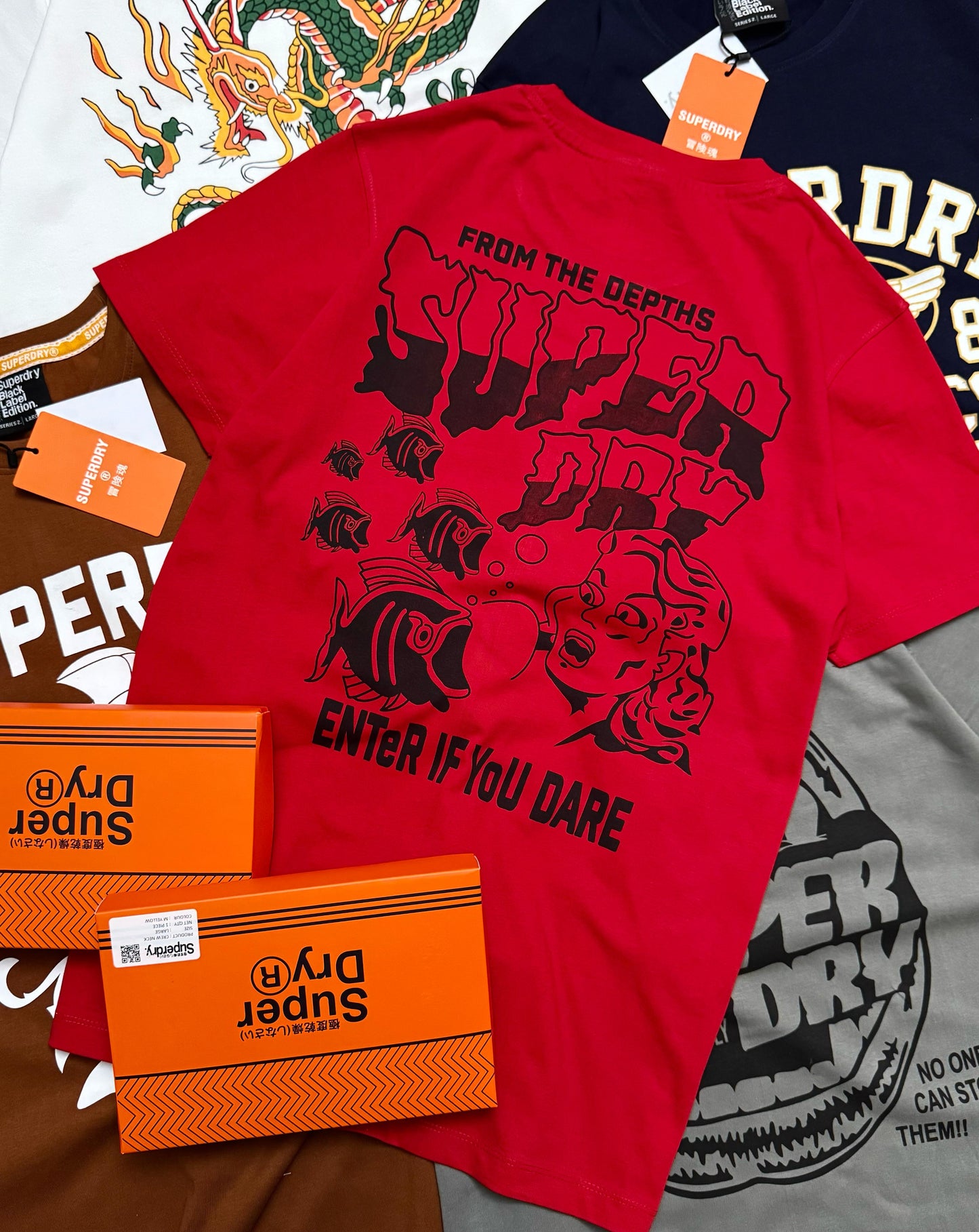 SUPERDRY CREW NACK TSHIRT WITH GIFTED BOX -41 PCS SET