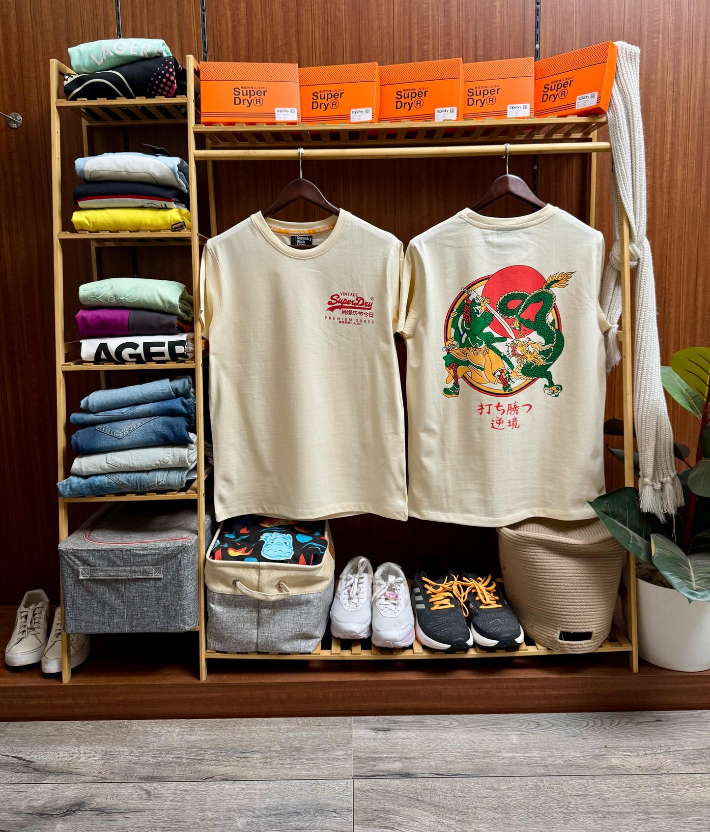 SUPERDRY CREW NACK TSHIRT WITH GIFTED BOX -41 PCS SET
