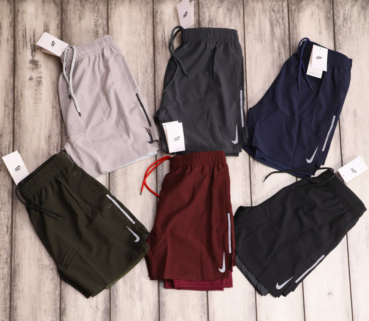 NIKE SKINNY SHORTS WITH TIGHTS -72