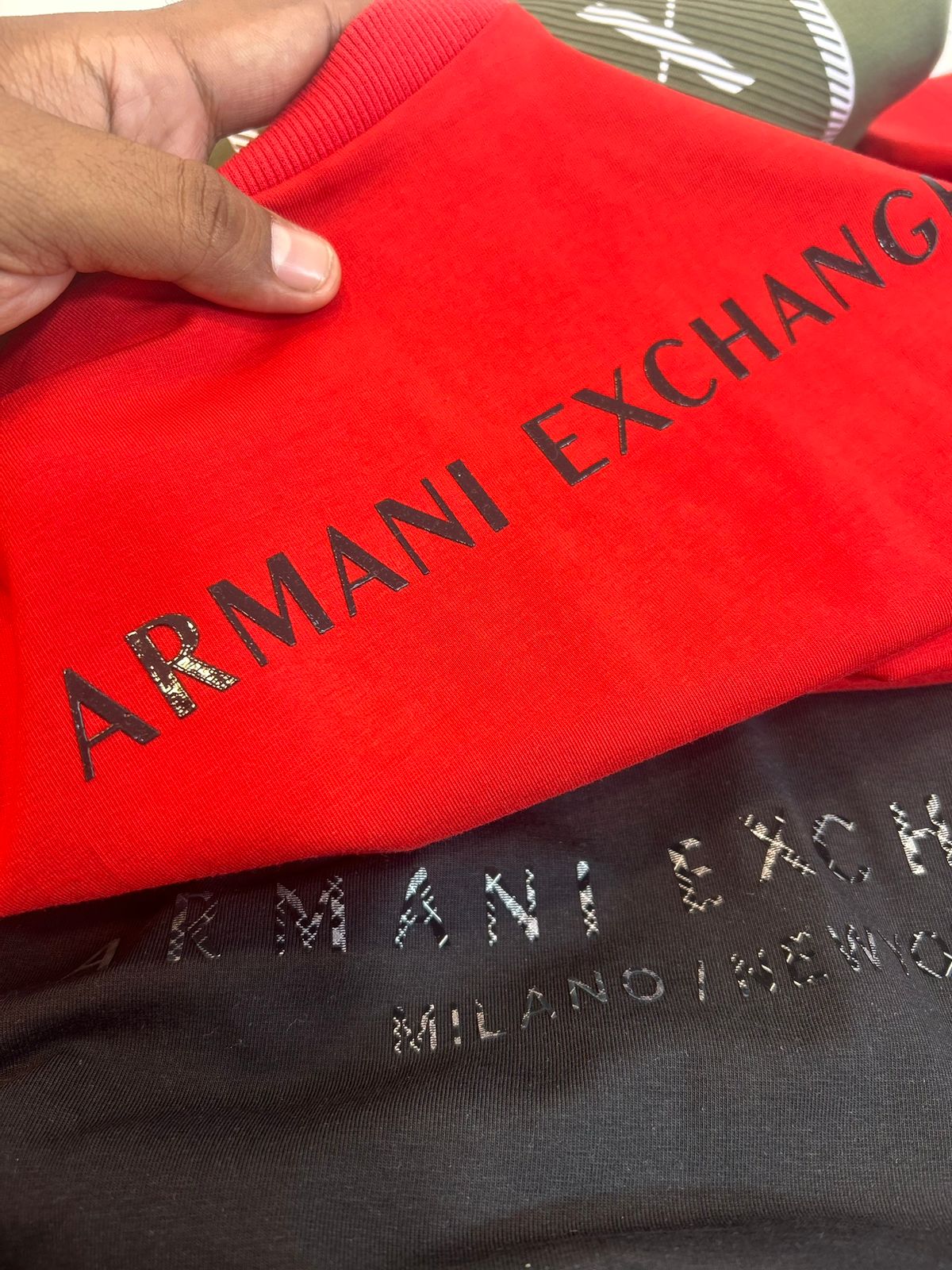ARAMANI EXCHANGE ROUND NACK WITH BRAND BOX TSHIRT -40PCS