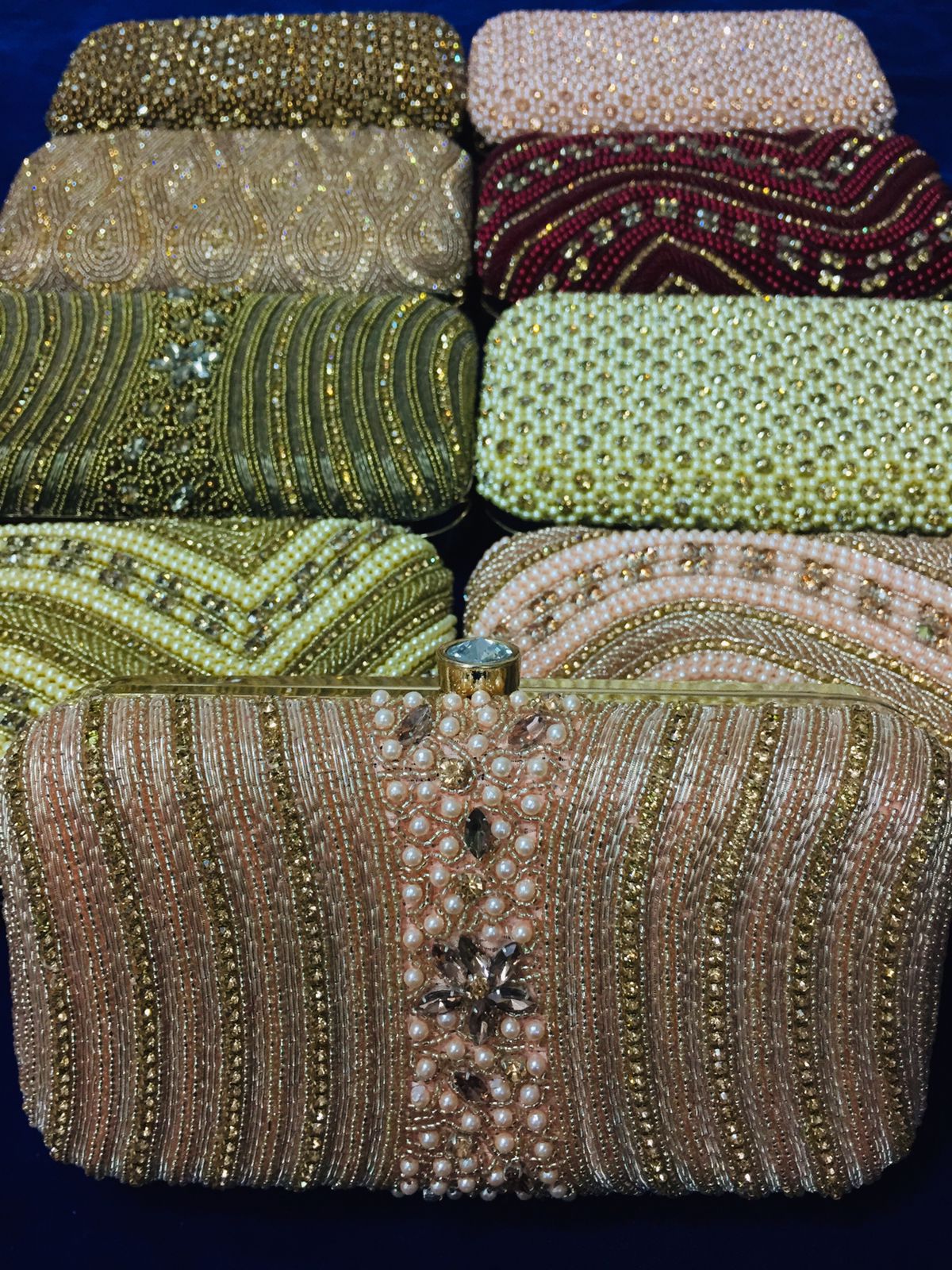 LEADIES CLUTCH BOX -48PCS