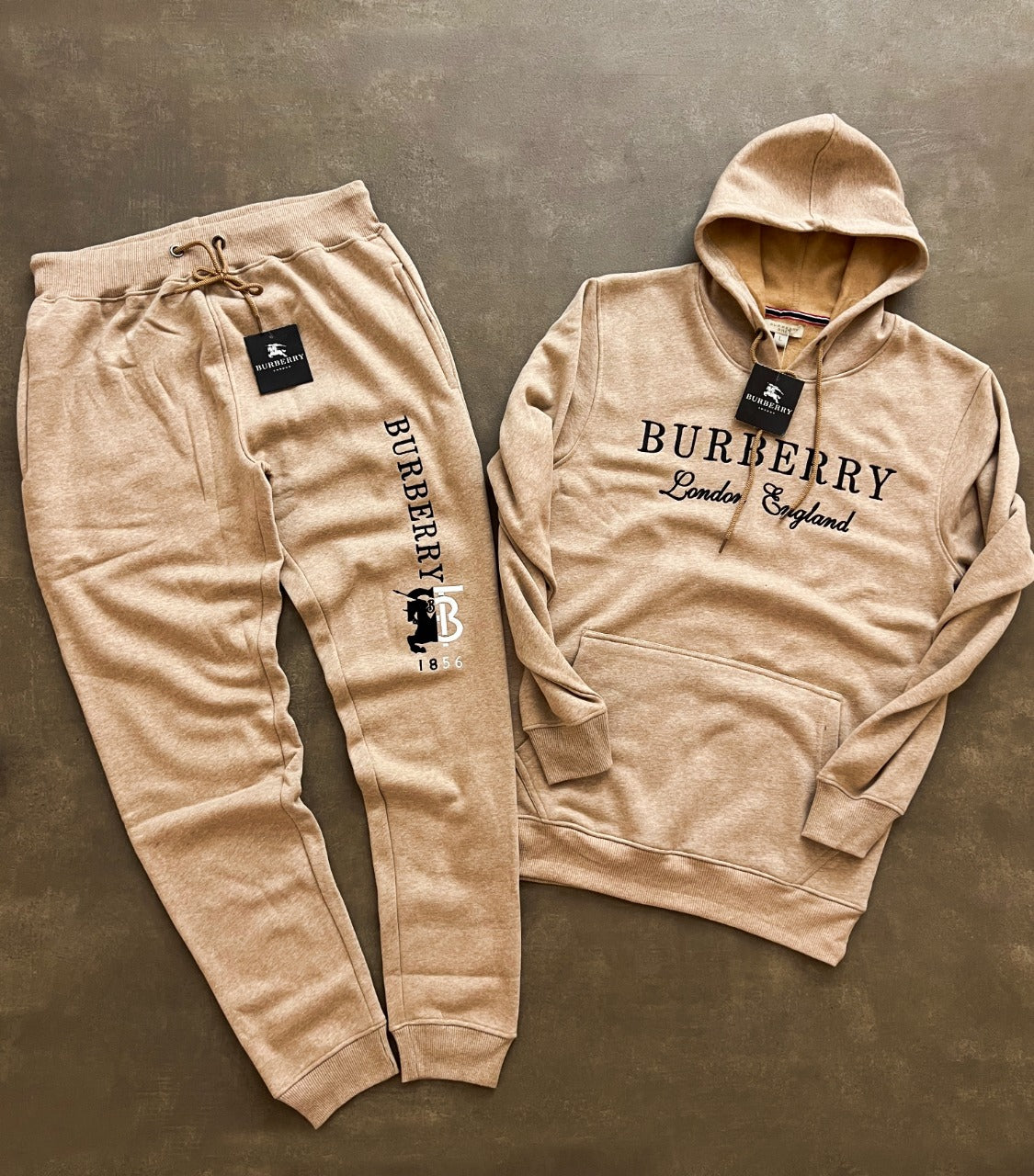 BURBERRY WINTER TRACKSUIT -34SET