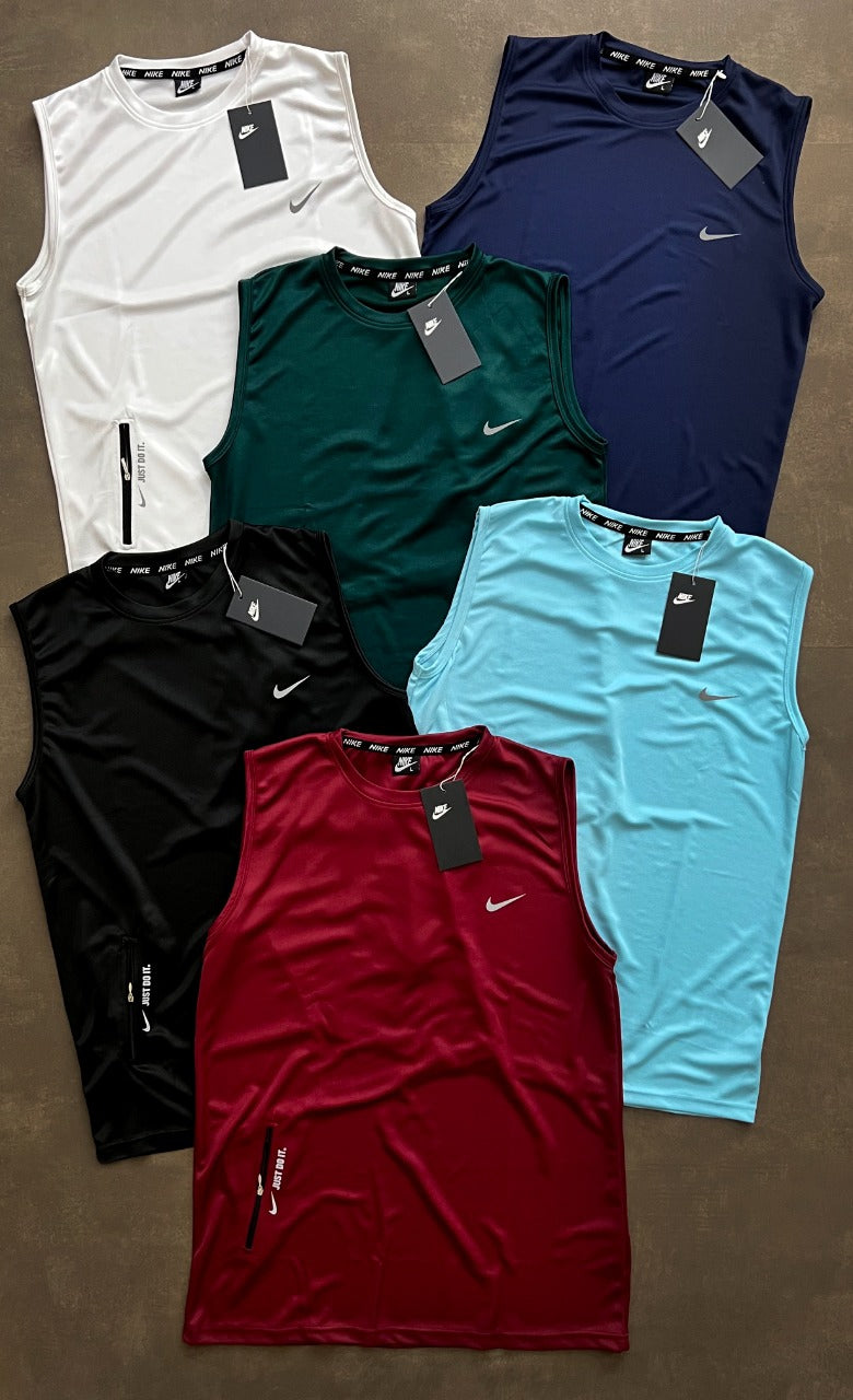 NIKE SLEEVELESS DOT KNIT