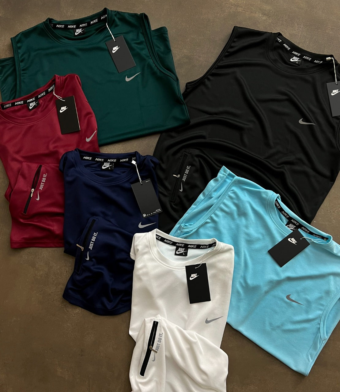 NIKE SLEEVELESS DOT KNIT