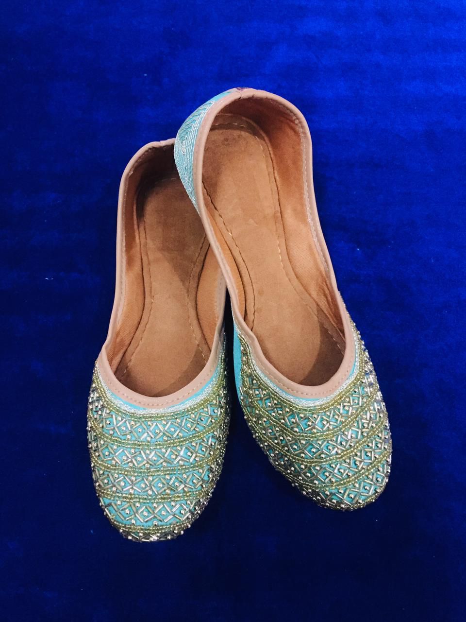 LEADIES WEDDING WEAR JUTTI-84 PAIR SET