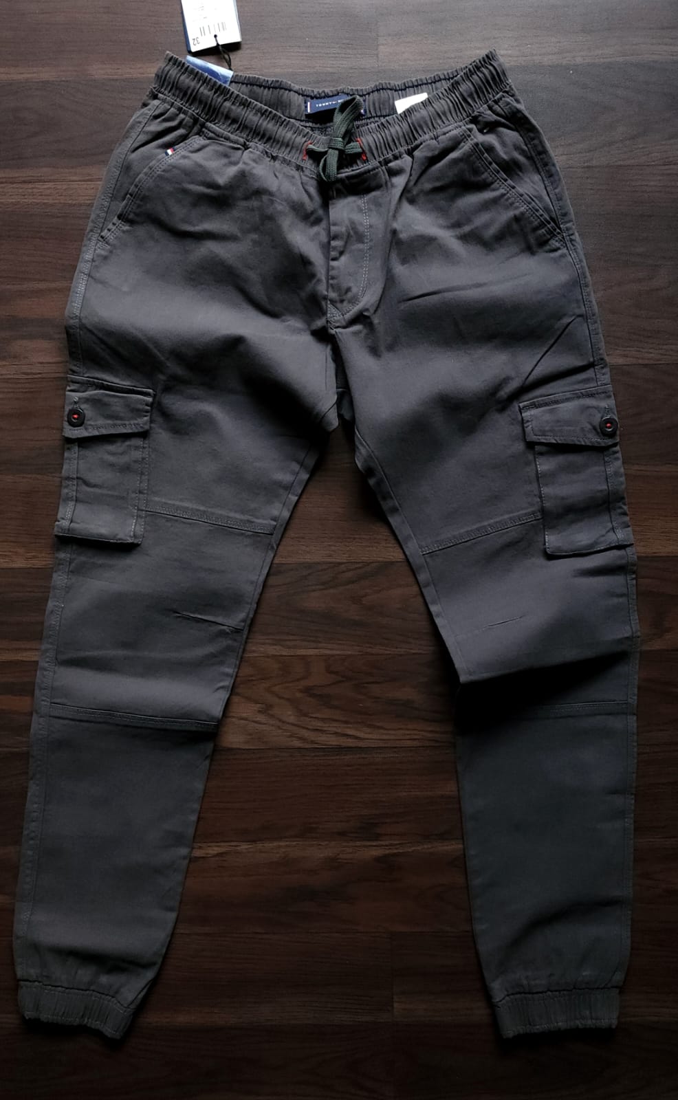 TOMMY HILFIGURE CARGO PANT -80PCS