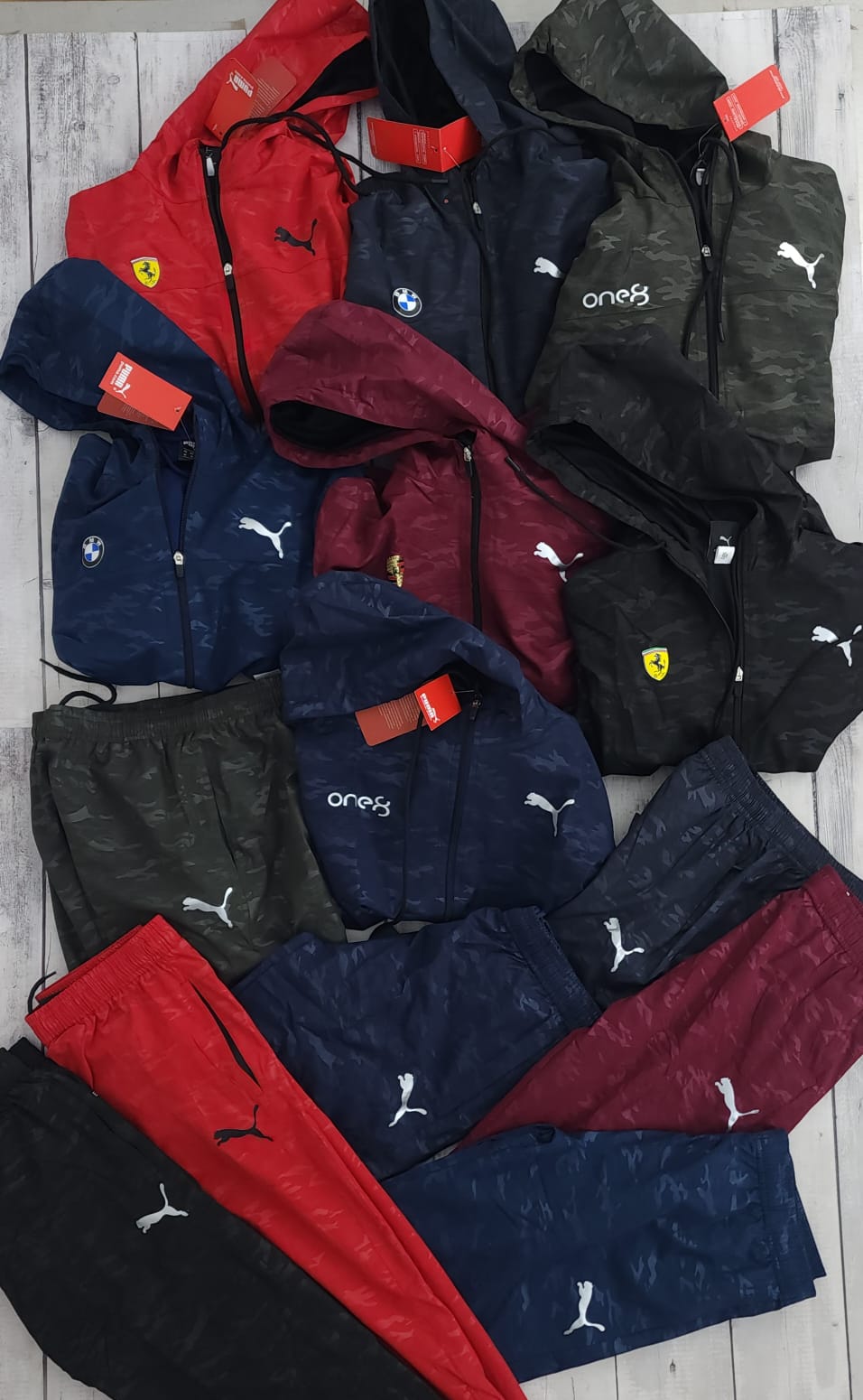 PUMA HOODED TRACKSUIT( BREAKER PULLOVERS  WITH TRACKPANT ) -44PCS