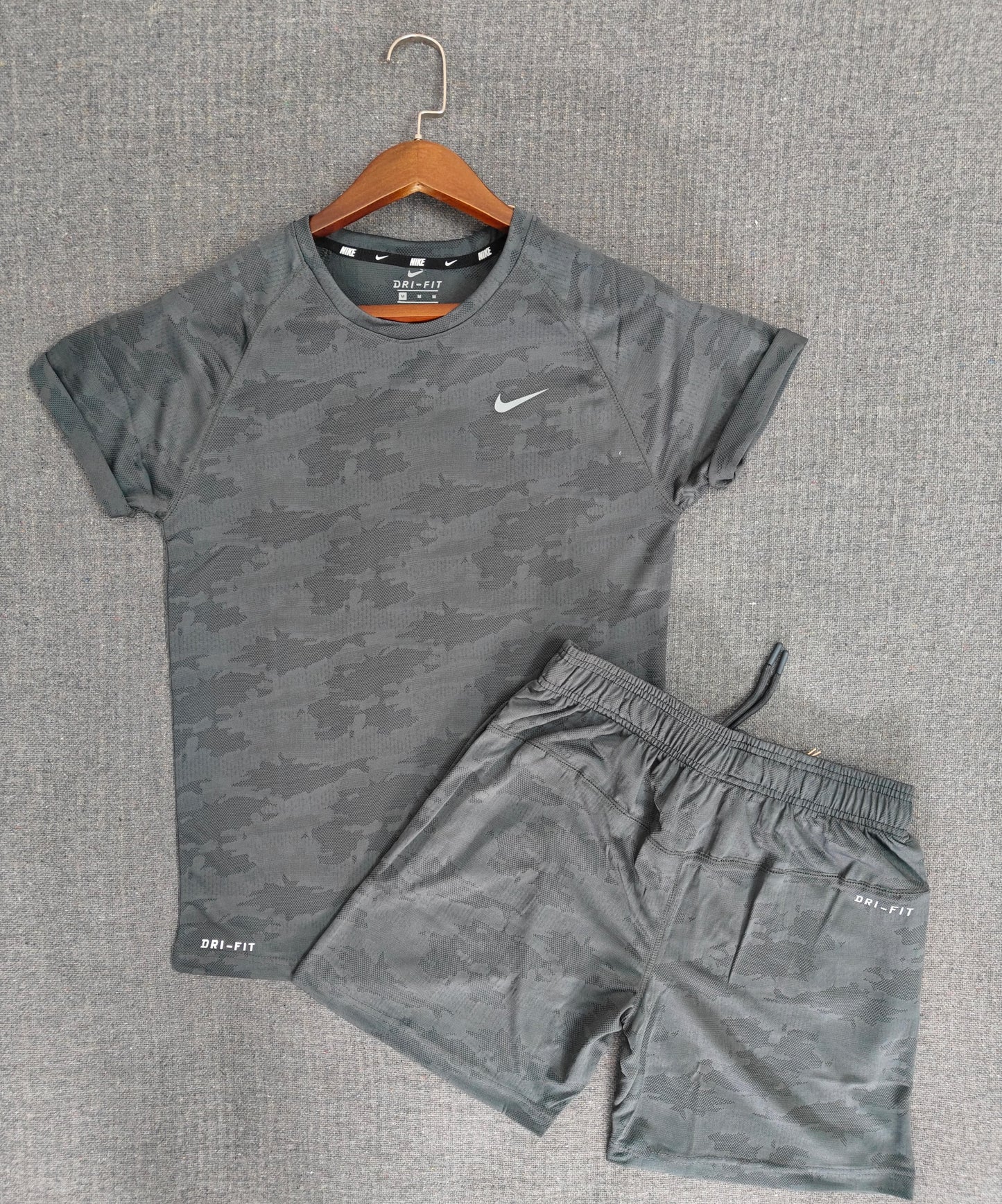 NIKE CO-ORDS SET-48SET