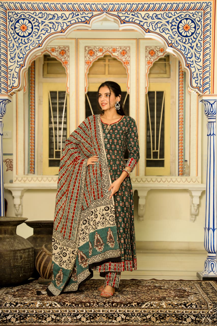 LEADIES ANARKALI BAGRU PRINT SUIT-24PCS