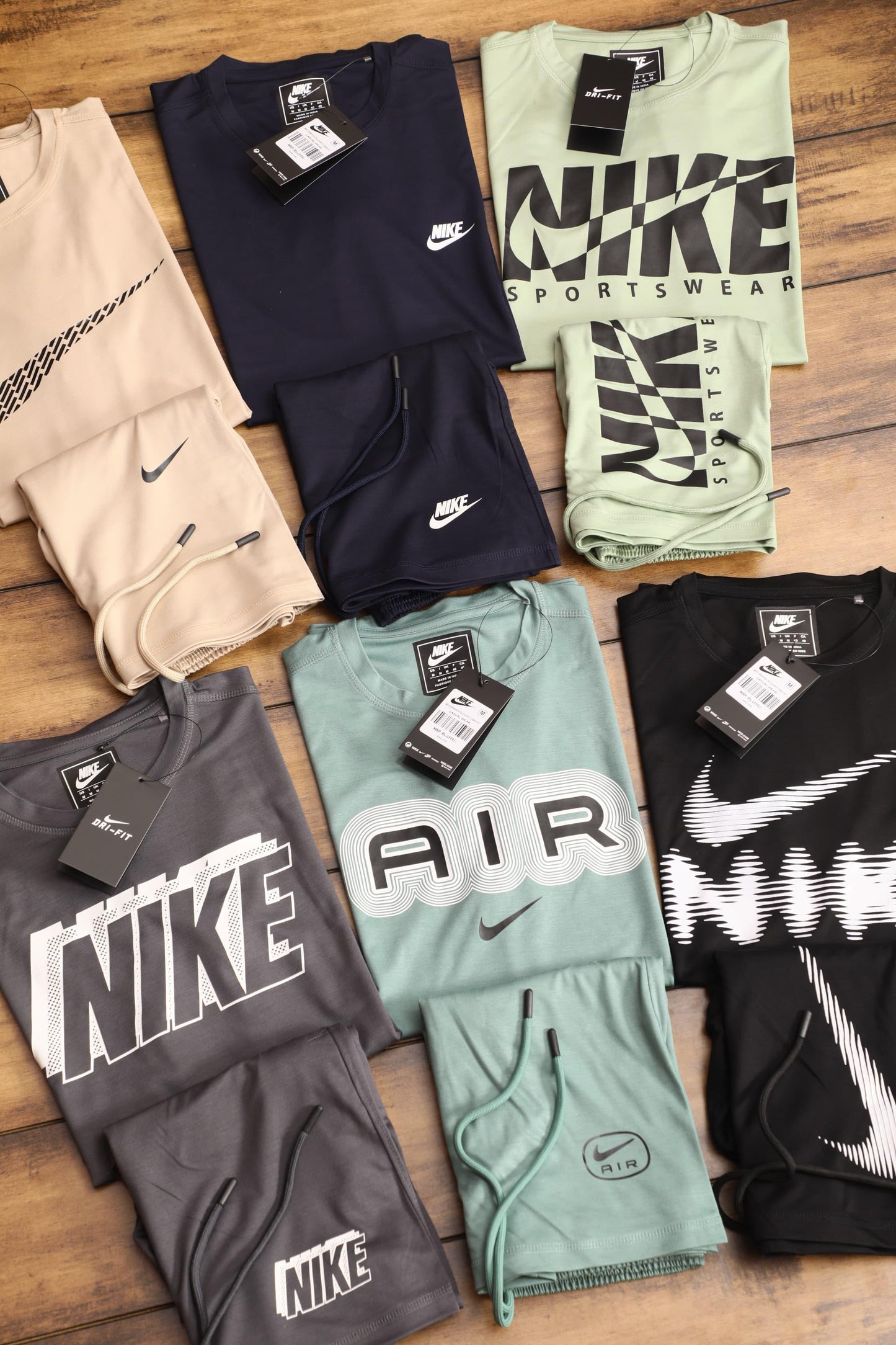 *NIKE SPECIAL COLLECTION*NIKE CO ORD SET-50PCS SET