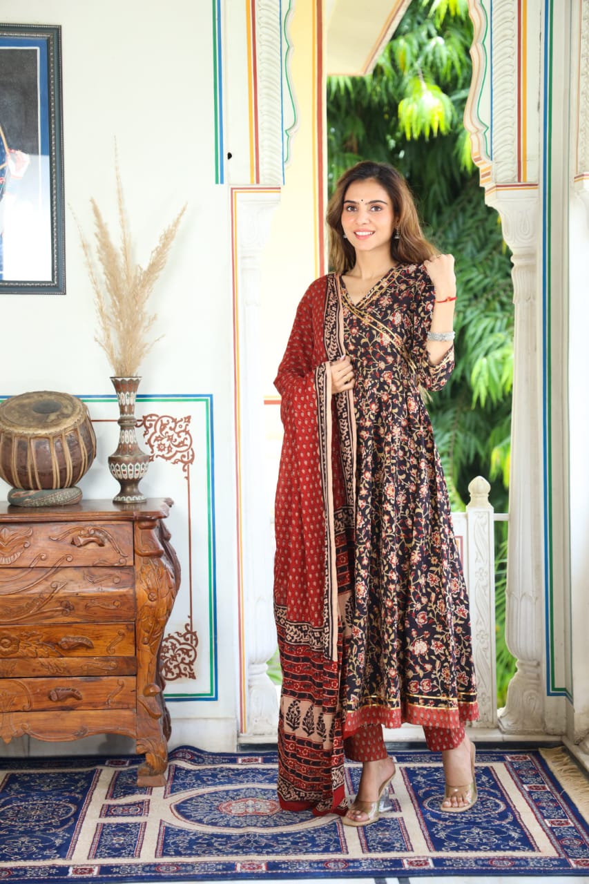 LEADIES ANARKALI BAGRU PRINT SUIT-24PCS