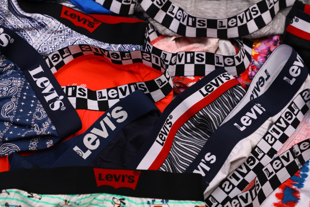 LEVI'S COTTON TRUNKS-120PCS