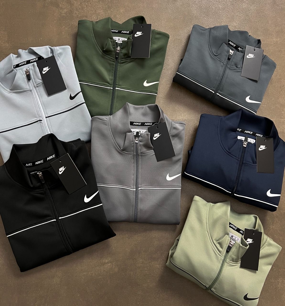 NIKE WINDCHEATER /AIR BREAKER -25PCS